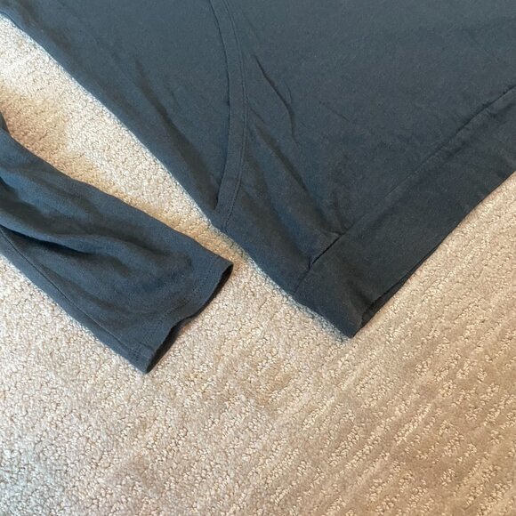 GAP Pullover Shirt with Hood - Picture 8 of 12